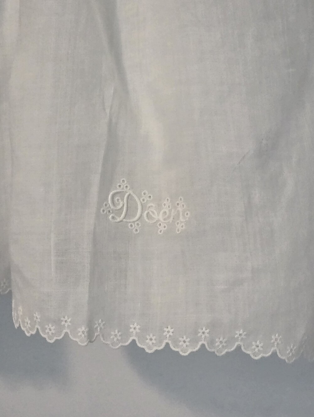 Women's White Blouse - DÔEN Marinette Vintage Inspired Peasant Embroidery Size M - Picture 7 of 13